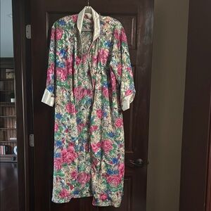 Vintage Victoria's Secret Gold Label Floral Robe